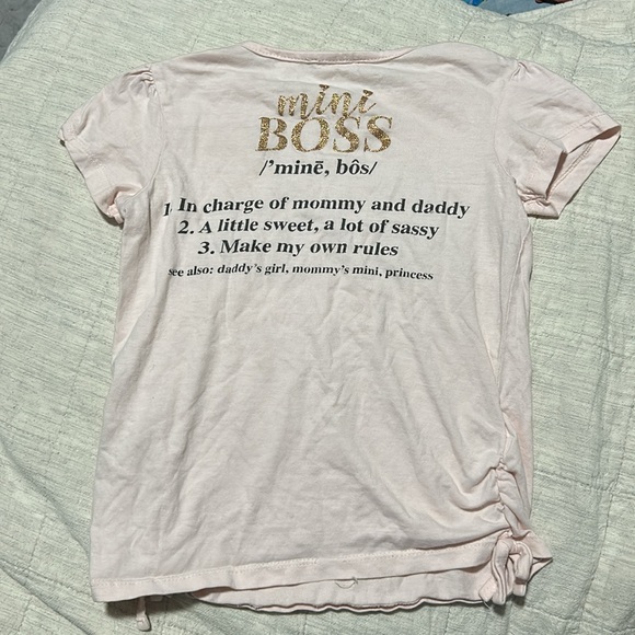 Girls “mini boss” tshirt. Size 5 - Picture 2 of 2